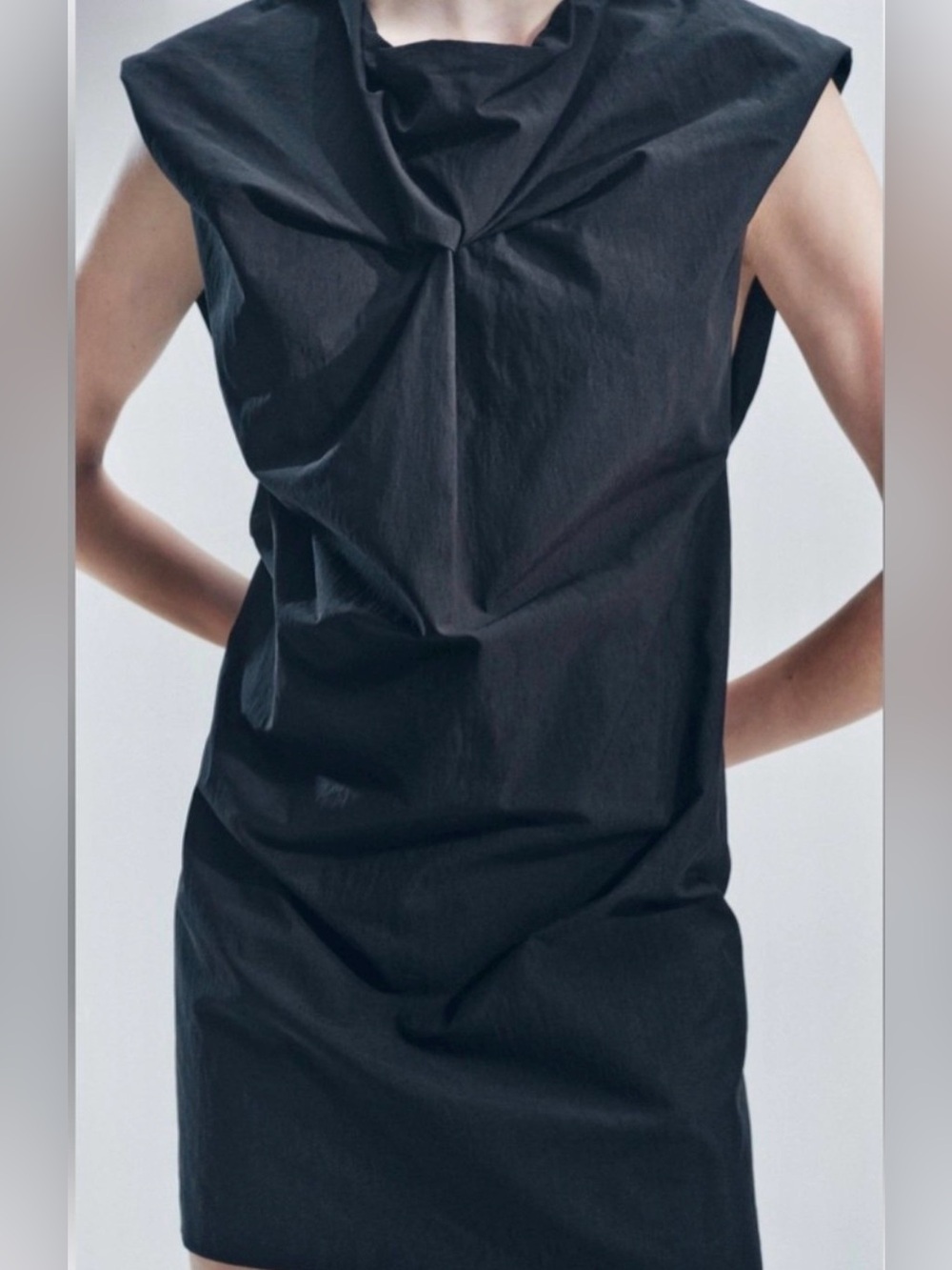 Zara Collection Knotted Mini Dress NWT
XS - Picture 2 of 10